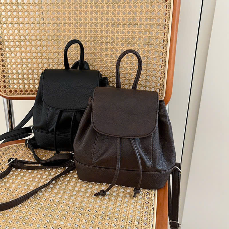 Leather backpack for women, convenient for outdoor wear, Fashionable backpack for girls (Form T8)